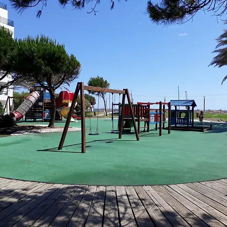 Colina Ferias- Garagem & Wifi * 奎特里拉