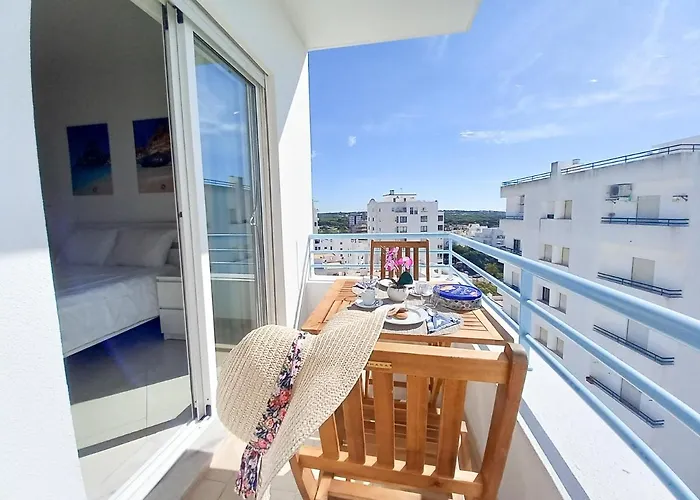 Apartamento Colina Ferias- Garagem & Wifi Quarteira